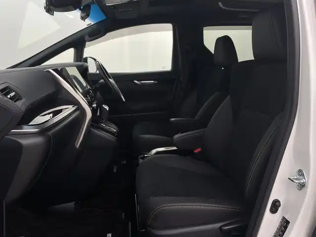 トヨタ アルファード S タイプゴールド 新潟県 2021(令3)年 1.7万km ホワイトパールクリスタルシャイン トヨタセーフティセンス/JBL/フリップダウンモニター/ツインムーンルーフ/純正ナビ/　CD/DVD/Bluetooth/フルセグTV/パノラミックビューモニター/両側パワースライドドア/パワーバックドア/レーダークルーズコントロール/三眼LEDオートライト/オートハイビーム/ハーフレザーシート/純正18インチアルミホイール/ブラインドスポットモニター/レーントレーシングアラート/シーケンシャルウィンカー/スマートキー/ビルトインETC2.0