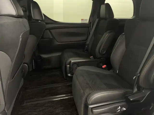 トヨタ アルファード S タイプゴールド 新潟県 2021(令3)年 1.7万km ホワイトパールクリスタルシャイン トヨタセーフティセンス/JBL/フリップダウンモニター/ツインムーンルーフ/純正ナビ/　CD/DVD/Bluetooth/フルセグTV/パノラミックビューモニター/両側パワースライドドア/パワーバックドア/レーダークルーズコントロール/三眼LEDオートライト/オートハイビーム/ハーフレザーシート/純正18インチアルミホイール/ブラインドスポットモニター/レーントレーシングアラート/シーケンシャルウィンカー/スマートキー/ビルトインETC2.0