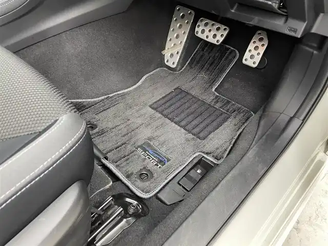 スバル インプレッサ スポーツ 2．0i－S アイサイト 群馬県 2020(令2)年 1.5万km クリスタルホワイトP ＬＥＤハイ＆ロービームランプ＋ステアリング連動ヘッドランプ/運転席＆助手席8ウェイパワーシート/＝＝＝＝＝/ＤＩＡＴＯＮＥサウンド8インチナビ/ＳＤ/ＤＩＳＣ/ipod/AUX/USB/BT/TV/AM/FM/＝＝＝＝＝/パワーシート　ステアリング連動ＬＥＤヘッドライト　純正８インチＤＩＡＴＯＮＥナビ　バック／サイドカメラ　シートメモリー　ブラインドスポットモニター　全車速追従クルーズコントロール　ＥＴＣ２．０　禁煙車