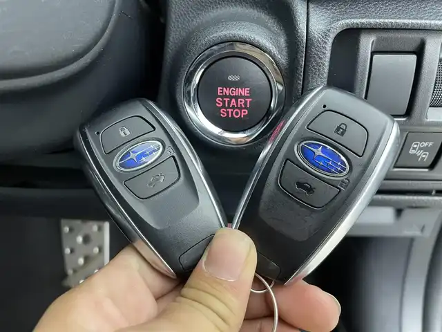 スバル インプレッサ スポーツ 2．0i－S アイサイト 群馬県 2020(令2)年 1.5万km クリスタルホワイトP ＬＥＤハイ＆ロービームランプ＋ステアリング連動ヘッドランプ/運転席＆助手席8ウェイパワーシート/＝＝＝＝＝/ＤＩＡＴＯＮＥサウンド8インチナビ/ＳＤ/ＤＩＳＣ/ipod/AUX/USB/BT/TV/AM/FM/＝＝＝＝＝/パワーシート　ステアリング連動ＬＥＤヘッドライト　純正８インチＤＩＡＴＯＮＥナビ　バック／サイドカメラ　シートメモリー　ブラインドスポットモニター　全車速追従クルーズコントロール　ＥＴＣ２．０　禁煙車