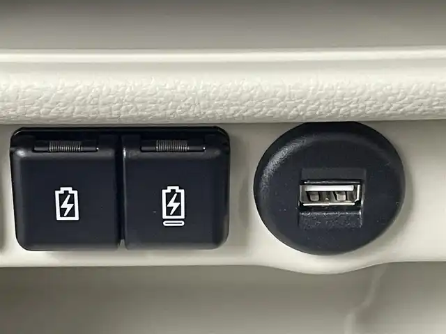 スズキ ラパン ＬＣ X 福井県 2023(令5)年 1.1万km トラッドカーキメタリック/ソフトベージュ 2トーン ワンオーナー/ディスプレイオーディオ/【AM/FM/Bluetooth/USB】/バックカメラ/ETC/スズキセーフティサポート/・衝突軽減ブレーキ/・車線逸脱警報機能/オートライト/LEDヘッドライド/プッシュスタート/スマートキー/スペアキー/純正フロアマット/純正ドアバイザー