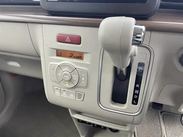 スズキ ラパン ＬＣ X 福井県 2023(令5)年 1.1万km トラッドカーキメタリック/ソフトベージュ 2トーン ワンオーナー/ディスプレイオーディオ/【AM/FM/Bluetooth/USB】/バックカメラ/ETC/スズキセーフティサポート/・衝突軽減ブレーキ/・車線逸脱警報機能/オートライト/LEDヘッドライド/プッシュスタート/スマートキー/スペアキー/純正フロアマット/純正ドアバイザー