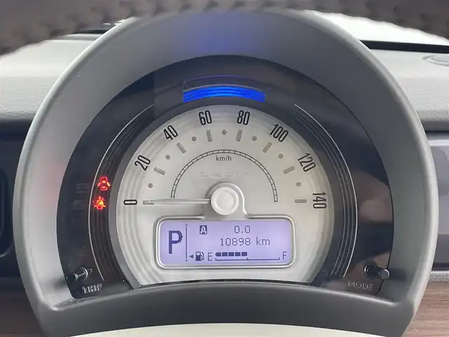 スズキ ラパン ＬＣ X 福井県 2023(令5)年 1.1万km トラッドカーキメタリック/ソフトベージュ 2トーン ワンオーナー/ディスプレイオーディオ/【AM/FM/Bluetooth/USB】/バックカメラ/ETC/スズキセーフティサポート/・衝突軽減ブレーキ/・車線逸脱警報機能/オートライト/LEDヘッドライド/プッシュスタート/スマートキー/スペアキー/純正フロアマット/純正ドアバイザー