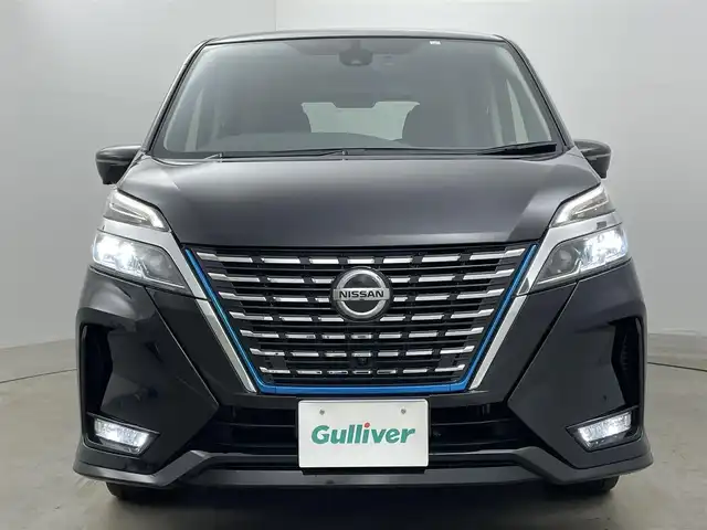 日産 セレナ e－パワー ハイウェイスター V 岡山県 2021(令3)年 13.1万km ダイヤモンドブラック 純正１０インチナビ　/【CD/DVD/Blu-ray/BT/フルセグ】/純正11インチフリップダウンモニター　/アラウンドビューモニター/プロパイロット　/両側電動スライド　/ビルトインＥＴＣ　/ＬＥＤヘッドライト　/純正ドライブレコーダー（前）/デジタルインナーミラー/ブラインドスポットモニター/禁煙車/オートブレーキホールド/踏み間違い防止/フォグライト/スマートキー×2