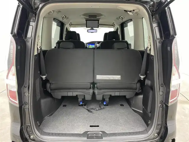 日産 セレナ e－パワー ハイウェイスター V 岡山県 2021(令3)年 13.1万km ダイヤモンドブラック 純正１０インチナビ　/【CD/DVD/Blu-ray/BT/フルセグ】/純正11インチフリップダウンモニター　/アラウンドビューモニター/プロパイロット　/両側電動スライド　/ビルトインＥＴＣ　/ＬＥＤヘッドライト　/純正ドライブレコーダー（前）/デジタルインナーミラー/ブラインドスポットモニター/禁煙車/オートブレーキホールド/踏み間違い防止/フォグライト/スマートキー×2