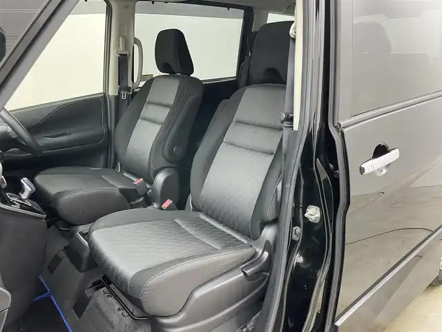 日産 セレナ e－パワー ハイウェイスター V 岡山県 2021(令3)年 13.1万km ダイヤモンドブラック 純正１０インチナビ　/【CD/DVD/Blu-ray/BT/フルセグ】/純正11インチフリップダウンモニター　/アラウンドビューモニター/プロパイロット　/両側電動スライド　/ビルトインＥＴＣ　/ＬＥＤヘッドライト　/純正ドライブレコーダー（前）/デジタルインナーミラー/ブラインドスポットモニター/禁煙車/オートブレーキホールド/踏み間違い防止/フォグライト/スマートキー×2