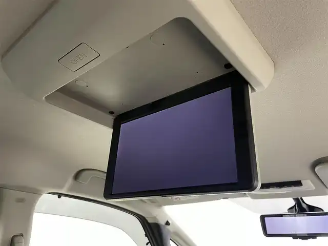 日産 セレナ e－パワー ハイウェイスター V 岡山県 2021(令3)年 13.1万km ダイヤモンドブラック 純正１０インチナビ　/【CD/DVD/Blu-ray/BT/フルセグ】/純正11インチフリップダウンモニター　/アラウンドビューモニター/プロパイロット　/両側電動スライド　/ビルトインＥＴＣ　/ＬＥＤヘッドライト　/純正ドライブレコーダー（前）/デジタルインナーミラー/ブラインドスポットモニター/禁煙車/オートブレーキホールド/踏み間違い防止/フォグライト/スマートキー×2