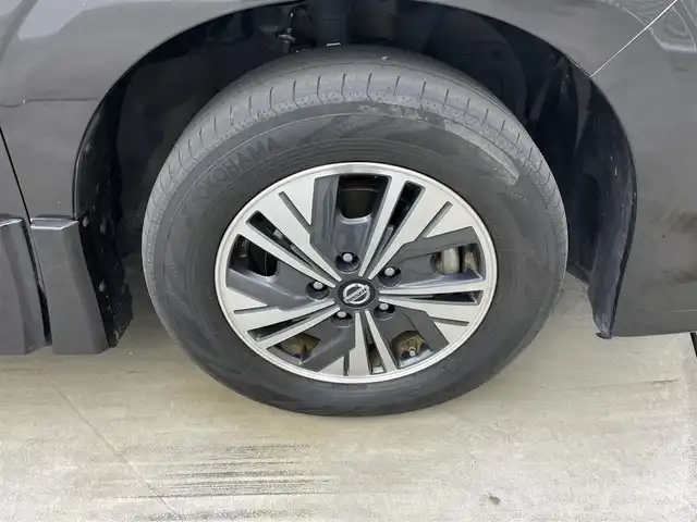 日産 セレナ e－パワー ハイウェイスター V 岡山県 2021(令3)年 13.1万km ダイヤモンドブラック 純正１０インチナビ　/【CD/DVD/Blu-ray/BT/フルセグ】/純正11インチフリップダウンモニター　/アラウンドビューモニター/プロパイロット　/両側電動スライド　/ビルトインＥＴＣ　/ＬＥＤヘッドライト　/純正ドライブレコーダー（前）/デジタルインナーミラー/ブラインドスポットモニター/禁煙車/オートブレーキホールド/踏み間違い防止/フォグライト/スマートキー×2