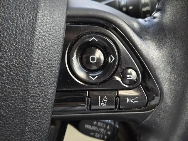 トヨタ プリウス Sツーリングセレクション 鹿児島県 2019(平31)年 4.3万km アティチュードブラックマイカ モデリスタフルエアロ　/Ｗｅｄｓ製アルミホイール（１８インチ／ｌｅｏｎｉｓ）　/TABABE製sustec NF210ダウンサス/アダプティブクルーズコントロール　/純正ＳＤナビ（ＮＳＺＴ－Ｙ６８Ｔ）　/Ｂｌｕｅｔｏｏｔｈオーディオ　/フルセグテレビ　/テレビキャンセラー/バックカメラ/前方純正ドライブレコーダー/D+N席シートヒーター/前後コーナーセンサー/社外フロアマット/横滑り防止装置/レーンキープアシスト/プッシュスタート/スマートキー/エアバッグ(W+サイド)/カーテンエアバッグ