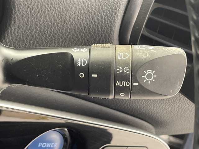 トヨタ プリウス Sツーリングセレクション 千葉県 2019(平31)年 4.3万km アティチュードブラックマイカ モデリスタ【フルエアロ】/Ｗｅｄｓ製アルミホイール（１８インチ／ｌｅｏｎｉｓ）　/アダプティブクルーズコントロール追従機能有/純正ＳＤナビ（ＮＳＺＴ－Ｙ６８Ｔ）　/【AM/FM/CD/DVD/BT】/バックカメラ/前方純正ドライブレコーダー/シートヒーター[運転席側+助手席側]/社外フロアマット/横滑り防止装置/ETC/レーンキープアシスト/オートライト/オートマチックハイビーム