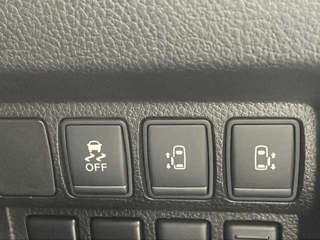 日産 エルグランド 250ハイウェイスター 福島県 2014(平26)年 2万km ブリリアントホワイトパール /禁煙車//アラウンドビューモニター//純正フリップダウンモニター//メーカーナビ/CD・DVD・フルセグTV・BT・MSV//両側パワースライドドア//ＥＴＣ//ドライブレコーダー//１００Ｖ充電//クリアランスソナー//クルーズコントロール//ＬＥＤライト//ステアリングリモコン//電動格納ミラー//スマートキー//スペアキー有り