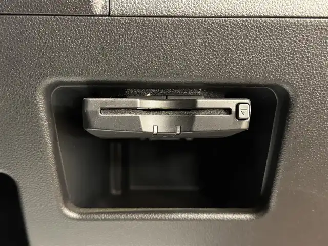 ダイハツ タント カスタム RS SA 群馬県 2013(平25)年 3.5万km ファイアークォーツレッドM 安全装備/・衝突軽減ブレーキ/・オートライト/・横滑り防止/社外７インチワイドナビ/・AM/FM/フルセグTV/・Bluetooth/SD/・CD/DVD/MSV/両側電動スライドドア/LEDヘッドライト/フォグランプ/ドライブレコーダー/ETC/純正ドアバイザー/純正フロアマット/純正15インチアルミホイール/スマートキー/プッシュスタート