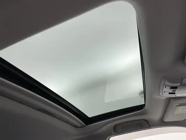 トヨタ ランドクルーザー プラド TX 富山県 2017(平29)年 9万km ホワイトパールクリスタルシャイン ワンオーナー/4WD/ディーゼル/ターボ/純正AW付き夏タイヤ積込/純正ナビ【NSZT-W66T】/(AM/FM/CD/DVD/SD/USB/BT/HDMI)/フルセグTV/ヘッドレストモニター×２/バックカメラ/TRDフロント/リアエアロ/サンルーフ/レーダークルーズコントロール/プリクラッシュセーフティ/レーンディパーチャーアラート/オートマチックハイビーム/LEDヘッドライト/社外イエローフォグランプ/クリアランスソナー/センターデフロック/ダウンヒルアシストコントロール/ドライブレコーダー/ETC/スマートキー×２/プッシュスタート/純正フロアマット/取扱説明書/保証書