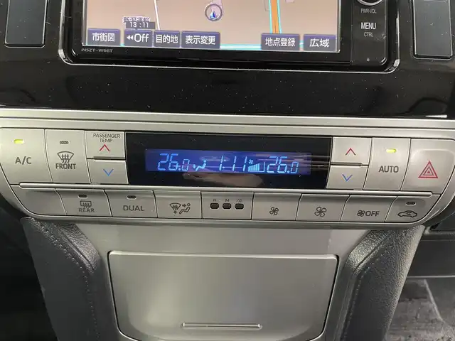 トヨタ ランドクルーザー プラド TX 富山県 2017(平29)年 9万km ホワイトパールクリスタルシャイン ワンオーナー/4WD/ディーゼル/ターボ/純正AW付き夏タイヤ積込/純正ナビ【NSZT-W66T】/(AM/FM/CD/DVD/SD/USB/BT/HDMI)/フルセグTV/ヘッドレストモニター×２/バックカメラ/TRDフロント/リアエアロ/サンルーフ/レーダークルーズコントロール/プリクラッシュセーフティ/レーンディパーチャーアラート/オートマチックハイビーム/LEDヘッドライト/社外イエローフォグランプ/クリアランスソナー/センターデフロック/ダウンヒルアシストコントロール/ドライブレコーダー/ETC/スマートキー×２/プッシュスタート/純正フロアマット/取扱説明書/保証書