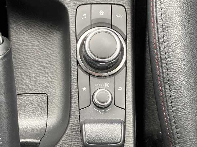 マツダ ＣＸ－３ XD ツーリング Lパッケージ 佐賀県 2016(平28)年 7.4万km クリスタルホワイトパールマイカ ワンオーナー/純正ナビ/バックカメラ/スマートブレーキサポート/レーンキープアシスト/オートハイビーム/レーダークルーズコントロール/ブラインドスポットモニター/ヘッドアップディスプレイ/ハーフレザーシート/シートヒーター/ETC/ステアリングリモコン/プッシュスタート/アドバンストキー/LEDヘッドライト/フォグライト/純正アルミホイール