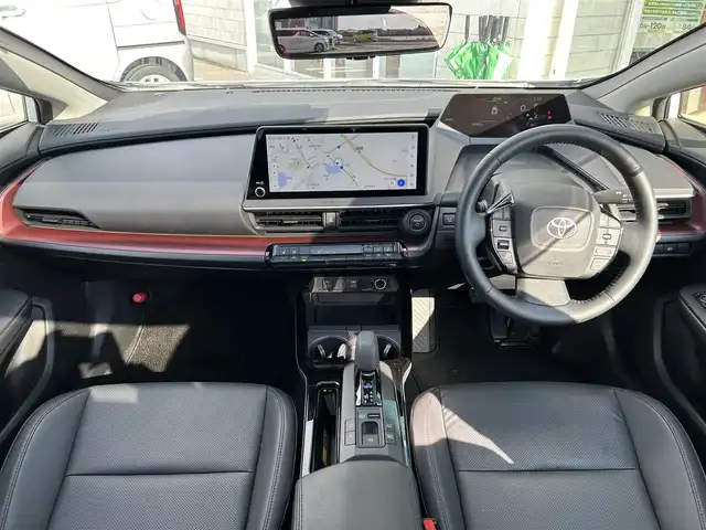 トヨタ プリウス Z 兵庫県 2023(令5)年 1.3万km プラチナホワイトパールマイカ メーカーOPナビ/モデリスタエアロ/パノラマルーフ/アラウンドビューモニター/電動リアゲート/トヨタセーフティセンス/ビルトインETC2.0/シートヒーター/エアーシート/ステアリングヒーター/前後ドライブレコーダー/ブラインドスポットモニター/デジタルインナーミラー/純正フロアマット/純正アルミホイール