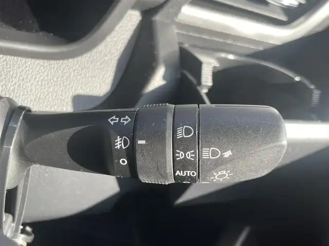 トヨタ ルーミー カスタムG 島根県 2019(令1)年 4.4万km ブラックマイカメタリック/パールホワイト2トーン 純正９インチＳＤナビ/フルセグＴＶ・Ｂｌｕｅｔｏｏｔｈ　/バックカメラ　/両側パワースライド/ビルトインＥＴＣ2.0　/前後ドラレコ　/クルーズコントロール　/純正LEDヘッドライト/オートマチックハイビーム/スマートキー/プッシュスタート/前後コーナーセンサー　/レーンアシスト/衝突被害軽減システム/横滑り防止装置/純正フロアマット/保証書/取扱説明書/スペアキー1本