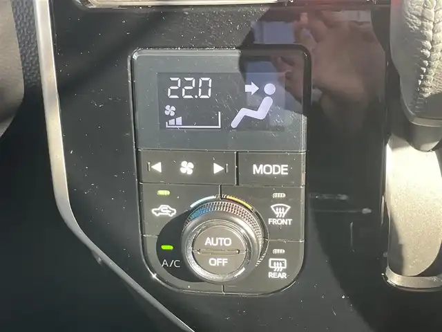 トヨタ ルーミー カスタムG 島根県 2019(令1)年 4.4万km ブラックマイカメタリック/パールホワイト2トーン 純正９インチＳＤナビ/フルセグＴＶ・Ｂｌｕｅｔｏｏｔｈ　/バックカメラ　/両側パワースライド/ビルトインＥＴＣ2.0　/前後ドラレコ　/クルーズコントロール　/純正LEDヘッドライト/オートマチックハイビーム/スマートキー/プッシュスタート/前後コーナーセンサー　/レーンアシスト/衝突被害軽減システム/横滑り防止装置/純正フロアマット/保証書/取扱説明書/スペアキー1本