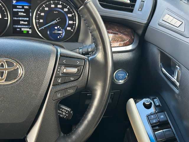 トヨタ アルファードハイブリット G Fパッケージ 東京都 2021(令3)年 5.6万km ホワイトパールクリスタルシャイン セーフティセンス/純正SDナビ Bluetooth FMAM/バックカメラ/革シート/シートメモリ（D席）/シートヒーター/エアシート/パワーシート前席/エグゼクティブパワーシート（２列目）/パワーオットマン/両側パワースライドドア/パワーバックドア/ステアリングヒーター/プリクラッシュセーフティ/レーントレーシングアシスト/ロードサインアシスト/アダプティブハイビーム/レーダークルーズコントロール/ビルトインETC/ナノイー/100V電源/スペアキー/保証書＆取扱説明書