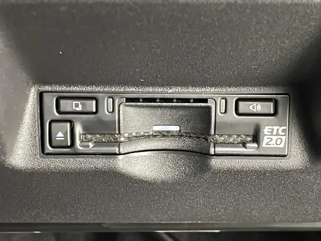 トヨタ ＧＲヤリス RZ 群馬県 2025(令7)年 0.3万km プラチナホワイトパールマイカ 純正ディスプレイオーディオ（コネクティッドナビ対応）Plus/・８インチHDディスプレイ/・ＵＳＢ入力（動画・音楽　再生/給電）　Type-C/・フルセグTV/・Bluetooth(ハンズフリー/オーディオ）/・スマートフォン連携/（Apple Car Play / Android Auto / Miracast)/JBLプレミアムサウンドシステム（８スピーカー）/アクティブサウンドコントロール/クリアランスソナー/バックソナー/リヤクロストラフィックアラート/タイヤ空気圧警報システム/コンフォートパッケージ/・シートヒーター/ステアリングヒーター/・フロントパーソナルランプ(LED)/ドアイルミネーション(LED)/＝＝＝＝＝＝＝＝＝/純正８型ＤＡ　ＪＢＬサウンドシステム　シートヒーター　ステアリングヒーター　バックカメラ　ＲＣＴＡ　衝突軽減　追従クルーズコントロール　ＢＳＭ　ビルトインＥＴＣ２．０　フルセグＴＶ　パドルシフト　禁煙