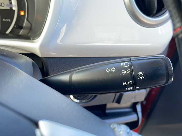 スズキ ハスラー X 新潟県 2014(平26)年 6.8万km フェニックスレッドパール/ブルーイッシュブラックパール ＊バックカメラ/＊純正ナビ/＊Bluetoothオーディオ/＊純正アルミホイール/＊キセノンライト/＊オートライト/＊盗難防止装置/＊横滑り防止装置/＊パワーウインドウ/＊パワーステアリング/＊運転席シートヒーター/＊ドアバイザー/＊純正フロアマット