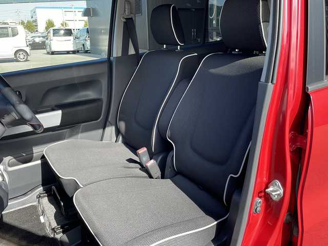 スズキ ハスラー X 新潟県 2014(平26)年 6.8万km フェニックスレッドパール/ブルーイッシュブラックパール ＊バックカメラ/＊純正ナビ/＊Bluetoothオーディオ/＊純正アルミホイール/＊キセノンライト/＊オートライト/＊盗難防止装置/＊横滑り防止装置/＊パワーウインドウ/＊パワーステアリング/＊運転席シートヒーター/＊ドアバイザー/＊純正フロアマット