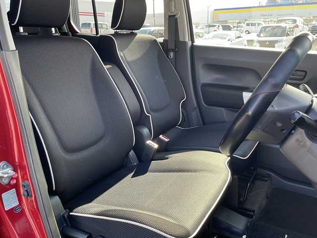 スズキ ハスラー X 新潟県 2014(平26)年 6.8万km フェニックスレッドパール/ブルーイッシュブラックパール ＊バックカメラ/＊純正ナビ/＊Bluetoothオーディオ/＊純正アルミホイール/＊キセノンライト/＊オートライト/＊盗難防止装置/＊横滑り防止装置/＊パワーウインドウ/＊パワーステアリング/＊運転席シートヒーター/＊ドアバイザー/＊純正フロアマット