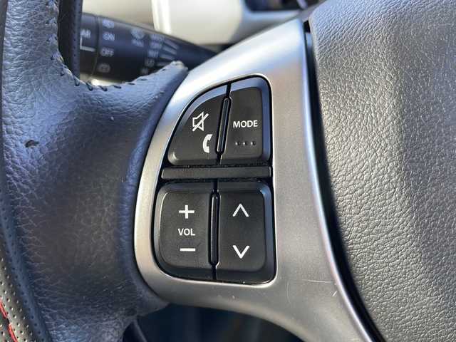 スズキ ハスラー X 新潟県 2014(平26)年 6.8万km フェニックスレッドパール/ブルーイッシュブラックパール ＊バックカメラ/＊純正ナビ/＊Bluetoothオーディオ/＊純正アルミホイール/＊キセノンライト/＊オートライト/＊盗難防止装置/＊横滑り防止装置/＊パワーウインドウ/＊パワーステアリング/＊運転席シートヒーター/＊ドアバイザー/＊純正フロアマット