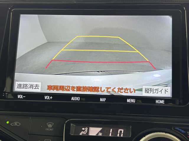 トヨタ アクア S スタイルブラック 佐賀県 2019(平31)年 0.4万km ホワイトパールクリスタルシャイン ワンオーナー/純正ＳＤナビ＆フルセグＴＶ/（ＤＶＤ/ＣＤ/Ｂｌｕｅｔｏｏｔｈ）/バックカメラ/フロントカメラ/ビルトインＥＴＣ/純正ドライブレコーダー/Ｔｏｙｏｔａ　Ｓａｆｅｔｙ　Ｓｅｎｓｅ/プリクラッシュセーフティー/レーンディパーチャーアラート/オートマチックハイビーム/先行車発進告知機能/クリアランスソナー/ステアリングリモコン/オートライト/ＬＥＤヘッドライト/ＬＥＤフォグランプ/スマートキー/プッシュスタート/Ｗエアバッグ/横滑り防止機能/ＡＢＳ/ドアバイザー/フロアマット/新車保証書/取扱説明書（車両／ナビ）/スマートスペアキー有