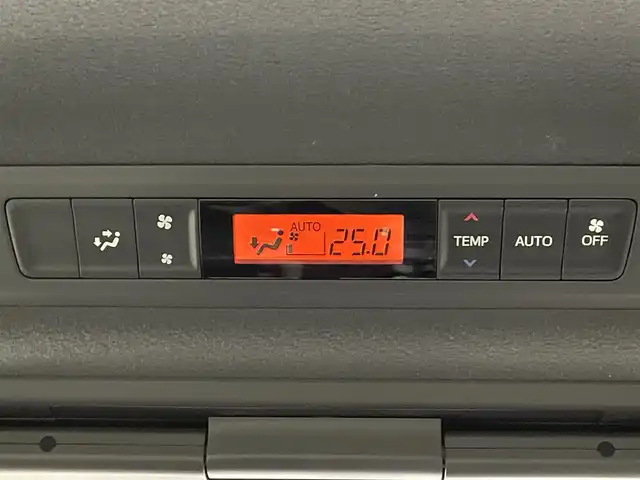 トヨタ ヴォクシー ZS GRスポーツ 愛知県 2017(平29)年 7.9万km ブラッキッシュアゲハガラスフレーク 純正10incナビ/CD/DVD/BT/フルセグTV/バックカメラ/純正フリップダウンモニター/ダブルオートエアコン/トヨタセーフティーセンス/衝突軽減ブレーキ/レーンキープアシスト/先行車発進お知らせ機能/オートハイビーム/クルーズコントロール/純正ETC2.0/両側パワースライドドア/スマートキー/プッシュスタート/LEDヘッドライト/オートライト