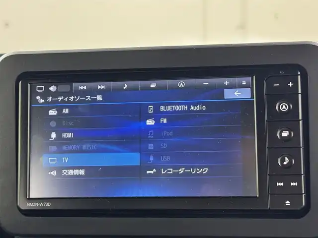 ダイハツ タフト G ダーククロムベンチャー 熊本県 2024(令6)年 0.7万km フォレストカーキメタリック ディーラーOPナビ（CD/DVD/BT/フルセグ）/バックカメラ/ETC/前方ドライブレコーダー/スマートアシスト/ ・衝突回避支援ブレーキ/ ・車線逸脱抑制支援/ ・先行車発進お知らせ/ ・標識認識/前席シートヒーター/電動パーキングブレーキ/ブレーキホールド/純正フロアマット/オートライト/LEDヘッドライト/スペアキー×1