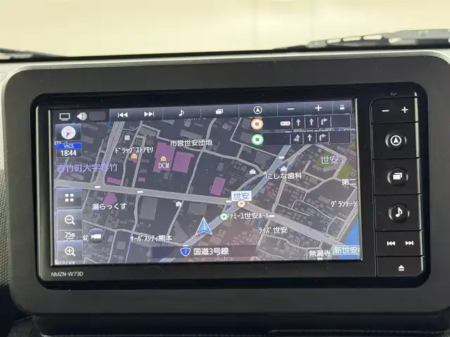 ダイハツ タフト G ダーククロムベンチャー 熊本県 2024(令6)年 0.7万km フォレストカーキメタリック ディーラーOPナビ（CD/DVD/BT/フルセグ）/バックカメラ/ETC/前方ドライブレコーダー/スマートアシスト/ ・衝突回避支援ブレーキ/ ・車線逸脱抑制支援/ ・先行車発進お知らせ/ ・標識認識/前席シートヒーター/電動パーキングブレーキ/ブレーキホールド/純正フロアマット/オートライト/LEDヘッドライト/スペアキー×1