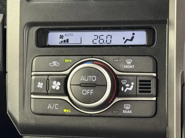 ダイハツ タフト G ダーククロムベンチャー 熊本県 2024(令6)年 0.7万km フォレストカーキメタリック ディーラーOPナビ（CD/DVD/BT/フルセグ）/バックカメラ/ETC/前方ドライブレコーダー/スマートアシスト/ ・衝突回避支援ブレーキ/ ・車線逸脱抑制支援/ ・先行車発進お知らせ/ ・標識認識/前席シートヒーター/電動パーキングブレーキ/ブレーキホールド/純正フロアマット/オートライト/LEDヘッドライト/スペアキー×1