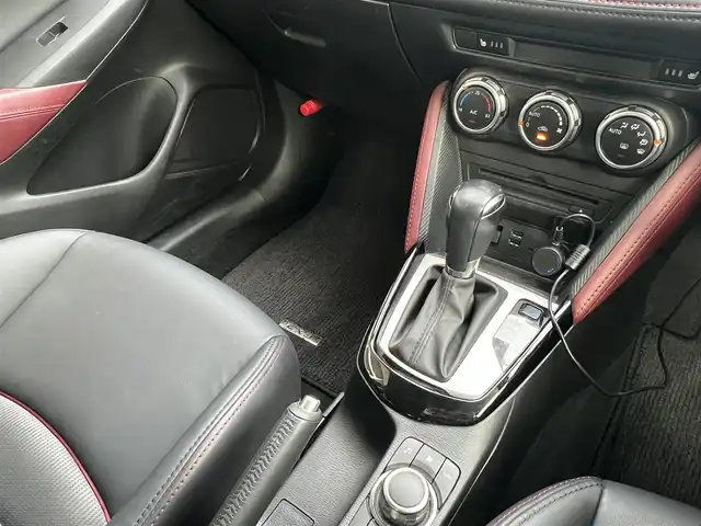 マツダ ＣＸ－３ XD ツーリング 山口県 2015(平27)年 13.5万km メテオグレーマイカ セーフティクルーズパッケージ/純正ナビ＆フルセグTV＆/バックカメラ＆CD/DVDプレーヤー/純正フロアマット/純正ドアバイザー/純正18インチアルミ/フロントシートヒーター/パドルシフト/オートライト/ETC