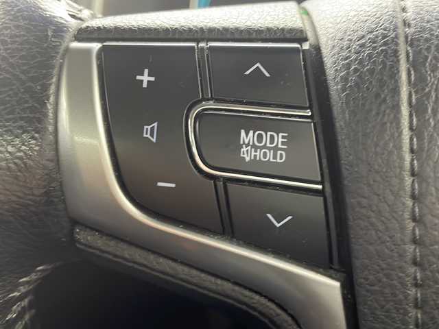 トヨタ クラウン ハイブリッド アスリートS 福島県 2014(平26)年 9.4万km ホワイトパールクリスタルシャイン /禁煙車//純正ナビ//フルセグTV//バックカメラ//ETC//純正17インチアルミホイール//社外フロアマット//HIDヘッドライト//オートライト//フォグランプ//パワーシート//シートヒーター//ステアリングヒーター//クルーズコントロール//プッシュスタート//ステアリングスイッチ//スマートキー