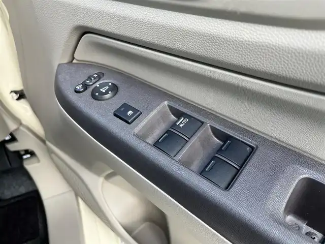 ホンダ Ｎ ＷＧＮ G Lパッケージ 鳥取県 2016(平28)年 3.3万km プレミアムアイボリーP ワンオーナー/社外ナビ/ワンセグ/CD/USB/バックカメラ/ビルトインETC/アイドリングストップ/ステアリングスイッチ/電動格納ミラー/プッシュエンジンスタート/フロアマット/ドアバイザー