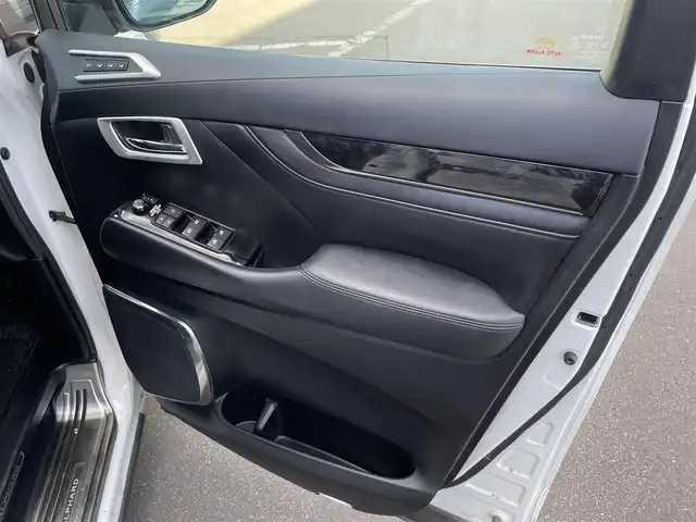 トヨタ アルファードハイブリット SR Cパッケージ 道南・函館 2020(令2)年 3.7万km ホワイトパールクリスタルシャイン /純正ナビ//フルセグTV//モデリスタエアロ//サンルーフ//フリップダウンモニター//ドライブレコーダー//パワーバックドア//バックカメラ//シートヒーター//ベンチレーション//レーダークルーズコントロール//レーンキープアシスト//ETC