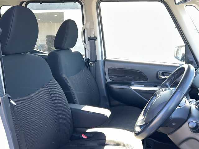 三菱 ｅＫスペース カスタムT 秋田県 2014(平26)年 7.7万km シルキーホワイト 純正メモリナビ/純正CD、DVD、BT、TV/純正15インチAW/純正フロアマット/両側パワースライドドア/バックカメラ/ドライブレコーダー/スペアキー/取説、保証書/４WD