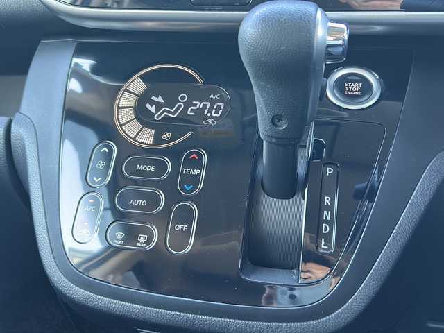 三菱 ｅＫスペース カスタムT 秋田県 2014(平26)年 7.7万km シルキーホワイト 純正メモリナビ/純正CD、DVD、BT、TV/純正15インチAW/純正フロアマット/両側パワースライドドア/バックカメラ/ドライブレコーダー/スペアキー/取説、保証書/４WD