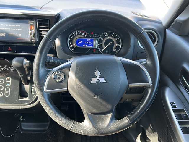 三菱 ｅＫスペース カスタムT 秋田県 2014(平26)年 7.7万km シルキーホワイト 純正メモリナビ/純正CD、DVD、BT、TV/純正15インチAW/純正フロアマット/両側パワースライドドア/バックカメラ/ドライブレコーダー/スペアキー/取説、保証書/４WD