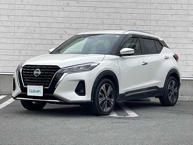 日産 キックス X 山形県 2021(令3)年 7.3万km ブリリアントホワイトパール ３６０°セーフティアシスト/・インテリジェントエマージェンシーブレーキ/・ふらつき警報/・前方衝突予測警報/・標識検知機能/・側方運転支援/・後側方衝突防止支援システム/・アラウンドビューモニター/・踏み間違い衝突防止アシスト/・後退時車両検知警報/・インテリジェント ルームミラー/・エマージェンシーストップシグナル/プロパイロット/純正ナビ/CD.DVD.BT.SD.USB/ETC/電動パーキングブレーキ/オートホールド/ドライブレコーダー/LEDヘッドライト/ヘッドライトレベライザー/プッシュスタート/スマートキーｘ２