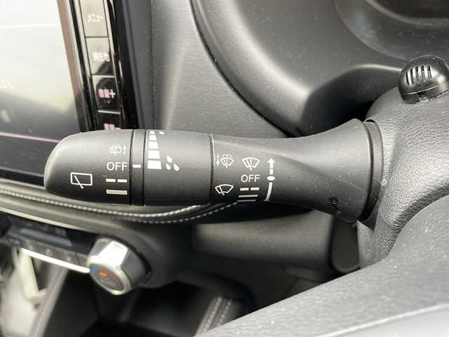 日産 キックス X 山形県 2021(令3)年 7.3万km ブリリアントホワイトパール ３６０°セーフティアシスト/・インテリジェントエマージェンシーブレーキ/・ふらつき警報/・前方衝突予測警報/・標識検知機能/・側方運転支援/・後側方衝突防止支援システム/・アラウンドビューモニター/・踏み間違い衝突防止アシスト/・後退時車両検知警報/・インテリジェント ルームミラー/・エマージェンシーストップシグナル/プロパイロット/純正ナビ/CD.DVD.BT.SD.USB/ETC/電動パーキングブレーキ/オートホールド/ドライブレコーダー/LEDヘッドライト/ヘッドライトレベライザー/プッシュスタート/スマートキーｘ２