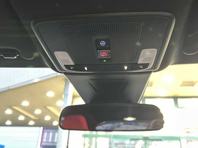 ホンダ シビック タイプR 愛知県 2024(令6)年 0.2万km チャンピオンシップホワイト 登録時走行距離1740km/ワンオーナー/純正9インチSDナビ/(Bluetooth/フルセグTV/USB)/バックカメラ/クリアランスソナー前後/ホンダセンシング/ブラインドスポット/衝突軽減ブレーキ/レーンキープアシスト/踏み間違い衝突軽減/路外逸脱抑制機能/アダプティブクルーズコントロール/先行車発信告知/標識認識機能/電子制御パーキングブレーキ/タイプR純正シート/bremboキャリパー×4/純正ビルドイン2.0ETC/+Rスイッチ/ドライブモードセレクト/ステアリングスイッチ/スマートキー/(スペアキー×1)/取説/保証書