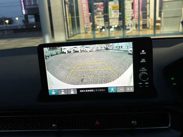 ホンダ シビック タイプR 愛知県 2024(令6)年 0.2万km チャンピオンシップホワイト 登録時走行距離1740km/ワンオーナー/純正9インチSDナビ/(Bluetooth/フルセグTV/USB)/バックカメラ/クリアランスソナー前後/ホンダセンシング/ブラインドスポット/衝突軽減ブレーキ/レーンキープアシスト/踏み間違い衝突軽減/路外逸脱抑制機能/アダプティブクルーズコントロール/先行車発信告知/標識認識機能/電子制御パーキングブレーキ/タイプR純正シート/bremboキャリパー×4/純正ビルドイン2.0ETC/+Rスイッチ/ドライブモードセレクト/ステアリングスイッチ/スマートキー/(スペアキー×1)/取説/保証書