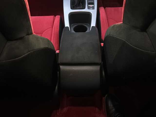 ホンダ シビック タイプR 愛知県 2024(令6)年 0.2万km チャンピオンシップホワイト 登録時走行距離1740km/ワンオーナー/純正9インチSDナビ/(Bluetooth/フルセグTV/USB)/バックカメラ/クリアランスソナー前後/ホンダセンシング/ブラインドスポット/衝突軽減ブレーキ/レーンキープアシスト/踏み間違い衝突軽減/路外逸脱抑制機能/アダプティブクルーズコントロール/先行車発信告知/標識認識機能/電子制御パーキングブレーキ/タイプR純正シート/bremboキャリパー×4/純正ビルドイン2.0ETC/+Rスイッチ/ドライブモードセレクト/ステアリングスイッチ/スマートキー/(スペアキー×1)/取説/保証書