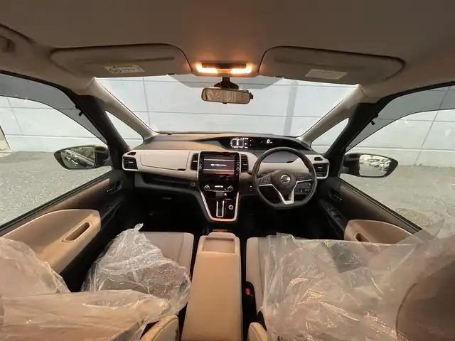 日産 セレナ ハイウェイスターVセレクションⅡ 千葉県 2019(平31)年 3.3万km ダイヤモンドブラック 2トーン 純正9インチナビ/・Bluetooth/・フルセグTV/・DVD/アラウンドビューモニター/11インチフリップダウンモニター/両側パワースライドドア/インテリジェントパーキングアシスト/エマージェンシーブレーキ/クリアランスソナー/LEDヘッドライト/ETC/スマートキー/プッシュスタート