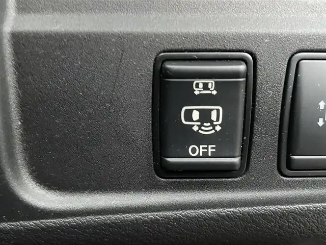 日産 セレナ ハイウェイスターVセレクションⅡ 千葉県 2019(平31)年 3.3万km ダイヤモンドブラック 2トーン 純正9インチナビ/・Bluetooth/・フルセグTV/・DVD/アラウンドビューモニター/11インチフリップダウンモニター/両側パワースライドドア/インテリジェントパーキングアシスト/エマージェンシーブレーキ/クリアランスソナー/LEDヘッドライト/ETC/スマートキー/プッシュスタート