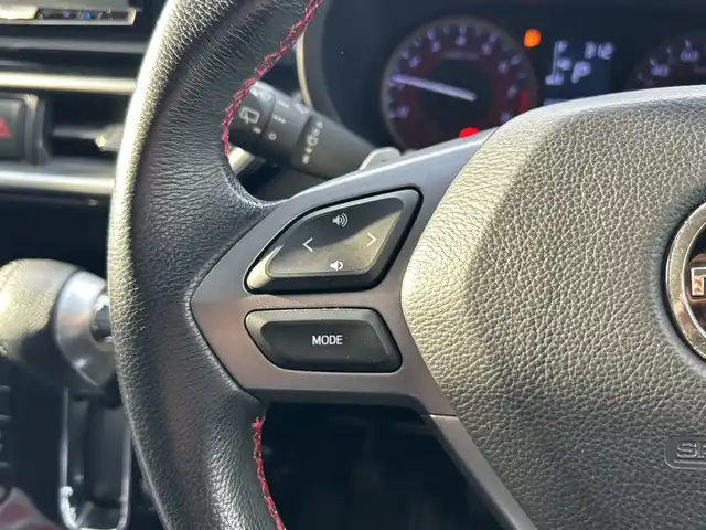 ダイハツ キャスト スポーツ SAⅡ 神奈川県 2015(平27)年 3.9万km パールホワイトⅢ 社外HDDナビ・DVD・CD・SD・MSV・Bluetoorh/B-CASカード未着のため動作確認できず/社外ETC/バックカメラ/社外フロントドライブレコーダー/MOMO革巻ステアリング/パドルシフト/ハーフレザーシート/LEDヘッドライト/LEDフォグランプ/TEIN車高調（純正サス積込）/純正16インチアルミ/純正フロアマット/ドアバイザー/スマートキー