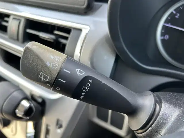 ダイハツ キャスト スタイル X SAⅡ 岡山県 2016(平28)年 2.7万km ファイアークォーツレッドM 登録時走行距離26998km/社外ナビ/地デジTV(AM.FM.CD.DVD.TV.BT)/バックカメラ/クリアランスソナー/衝突軽減ブレーキ/オートライト/アイドリングストップ/純正フロアマット/プッシュスタート/横滑り防止装置/パワーステアリング/パワーウインドウ