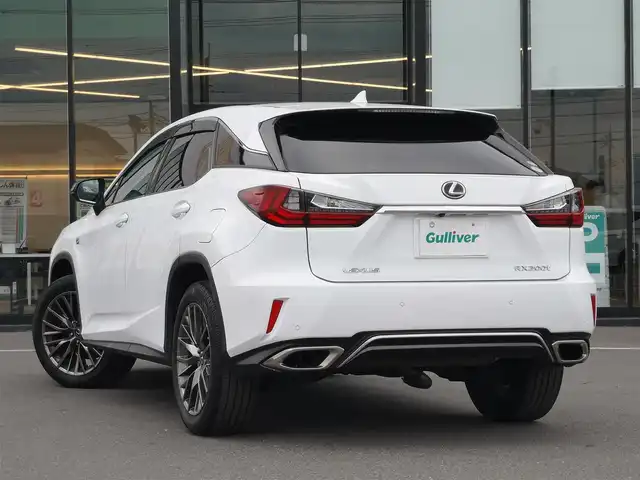 レクサス ＲＸ 茨城県 2017(平29)年 5.7万km ホワイトノーヴァガラスフレーク 純正ナビ/【ラジオ・DISC・SD・USB・BT・AUX・TV】/シートヒーター/エアシート/ステアリングヒーター/パワーシート/シートメモリ/パドルシフト/BMS/HUD/電動リア/アイドリングストップ/100V電源/レーダークルコン/ETC2.0/全方位カメラ/前後コーナーセンサー